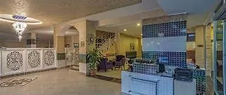 Cleopatra Tac Αλάνια