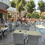 Hotel Cleopatra Tac 3*